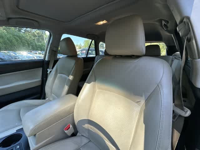 Used 2018 Subaru Outback 2.5i Limited AWD/4WD image 16