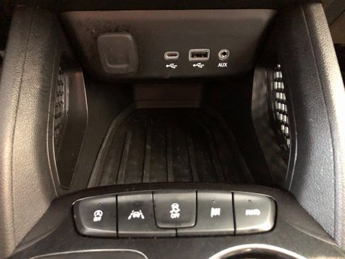 Certified 2023 Chevrolet TrailBlazer LT w/ Convenience Package image 26