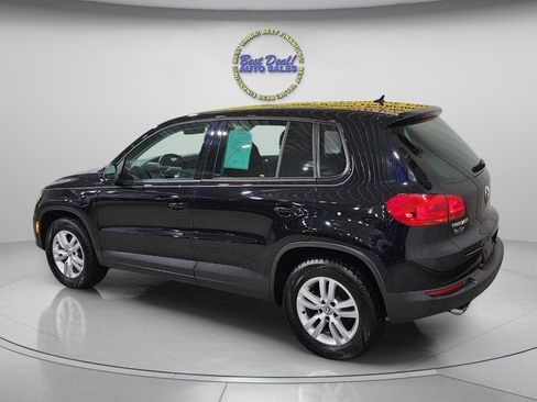 Used 2013 Volkswagen Tiguan S image 4