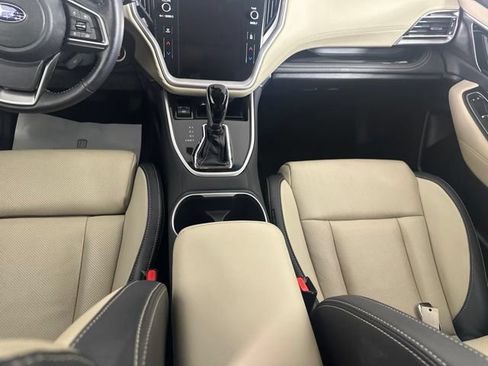 Used 2020 Subaru Outback Limited AWD/4WD image 22