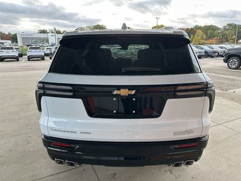 New 2026 Chevrolet Traverse High Country w/ LPO, Floor Liner Package image 7