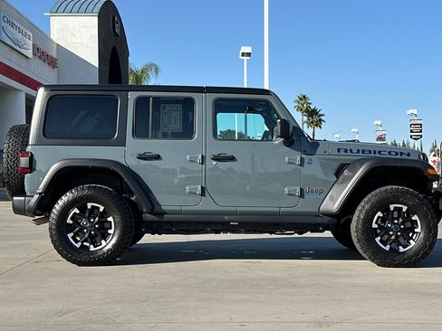 Used 2024 Jeep Wrangler Unlimited Rubicon 4xe image 7