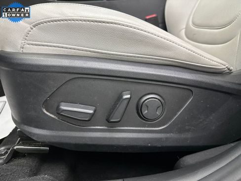 Used 2025 Hyundai Santa Cruz SEL image 10