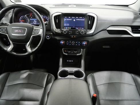 Used 2024 GMC Terrain SLT AWD/4WD image 8