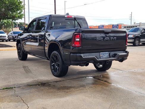 Used 2025 RAM 1500 Laramie w/ Night Edition AWD/4WD image 8