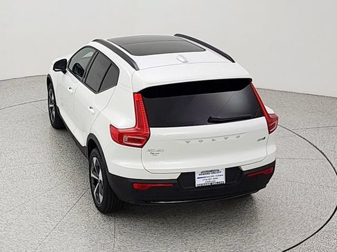 New 2026 Volvo XC40 B5 Plus w/ Protection Package Premier AWD/4WD image 34