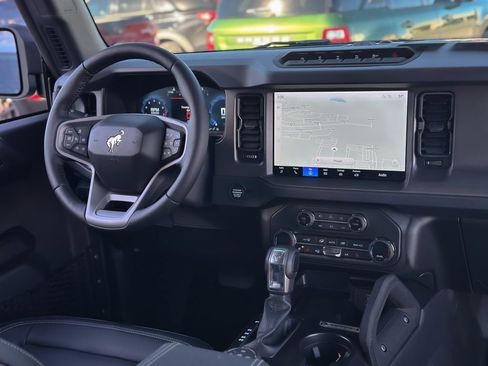 New 2025 Ford Bronco Badlands image 42
