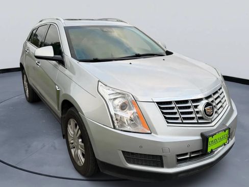 Used 2014 Cadillac SRX Luxury w/ Driver Awareness Package FWD image 3