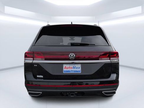 Used 2025 Volkswagen Atlas SE FWD image 4
