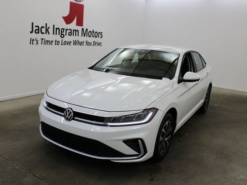 Used 2026 Volkswagen Jetta S FWD image 2