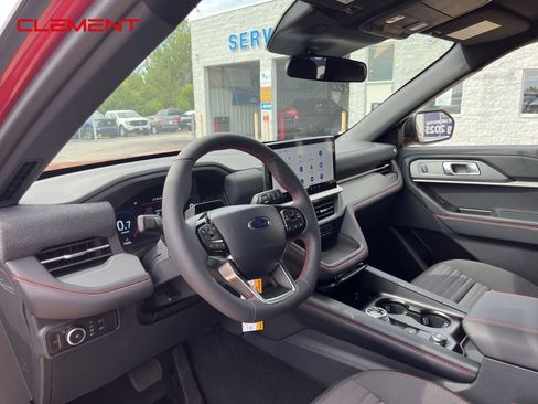New 2025 Ford Explorer ST-Line image 32