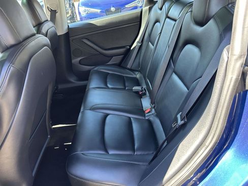 Used 2022 Tesla Model 3 Long Range image 17