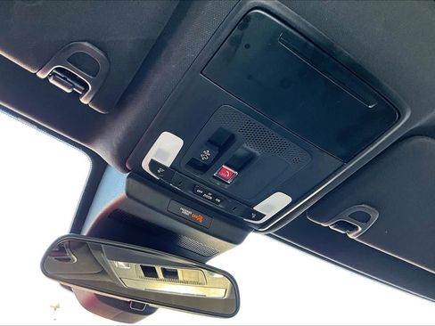 Used 2025 Honda Accord Sport image 32
