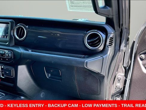 Used 2021 Jeep Wrangler Unlimited Sahara AWD/4WD image 24
