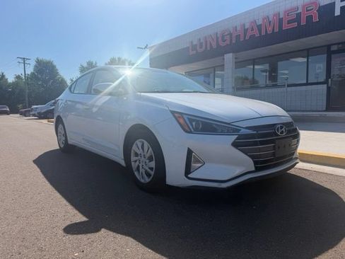 Used 2019 Hyundai Elantra SE FWD image 4