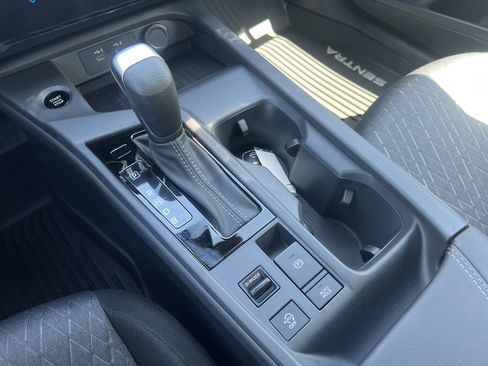 New 2026 Nissan Sentra SV FWD image 8