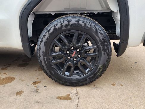 New 2026 GMC Sierra 1500 Elevation image 50