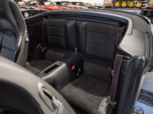 Used 2015 Porsche 911 Cabriolet image 33