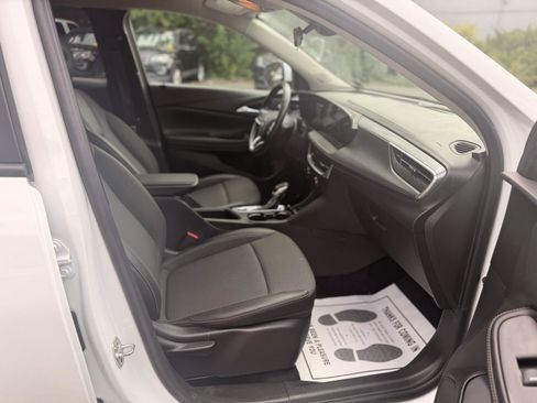 Used 2024 Buick Encore GX Preferred FWD image 24