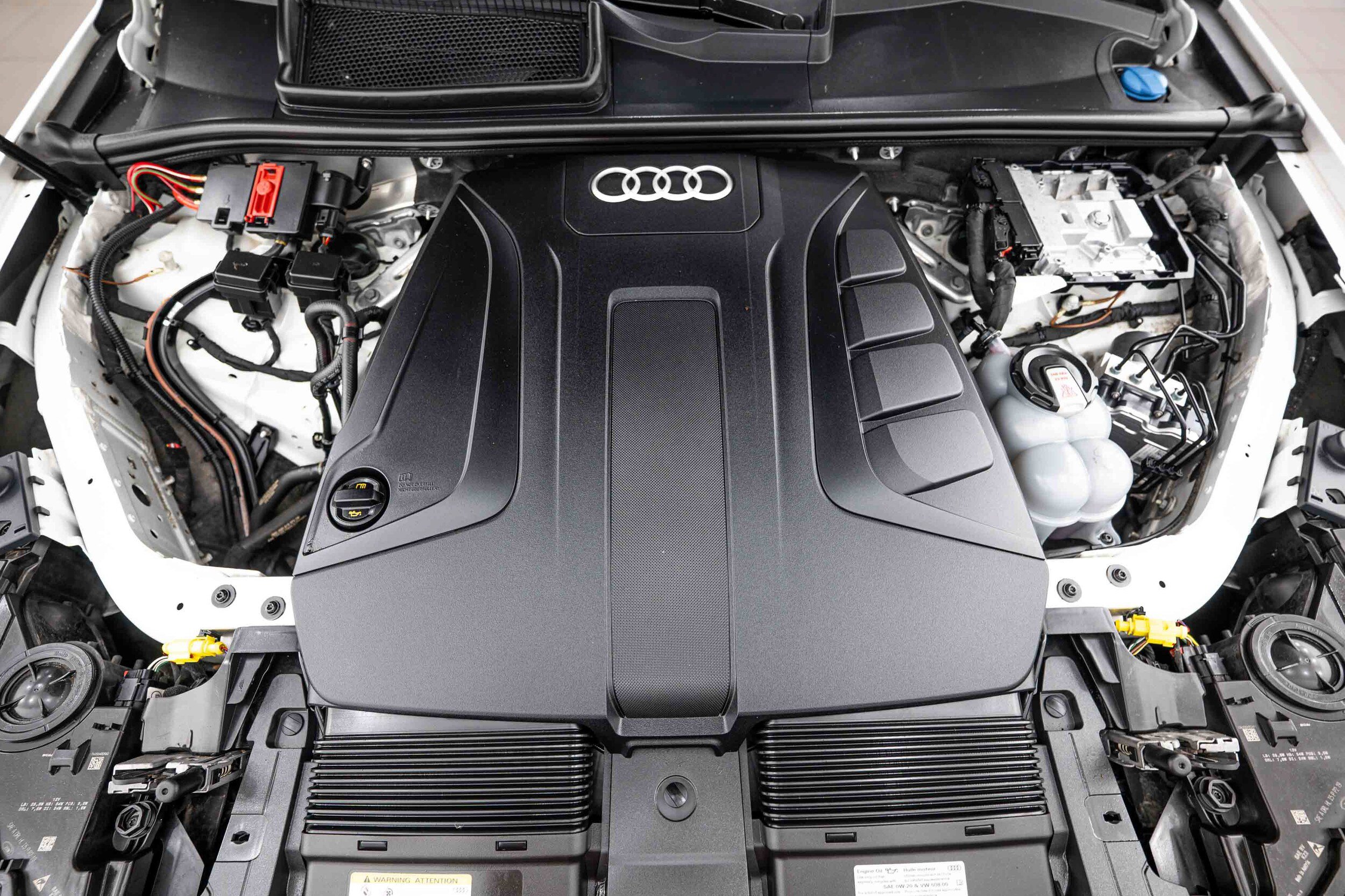Certified 2023 Audi Q7 2.0T Premium w/ Towing Package AWD/4WD image 18