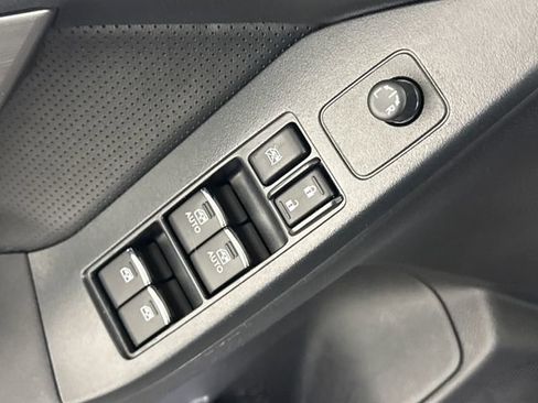 Used 2017 Subaru Forester 2.5i Limited AWD/4WD image 27