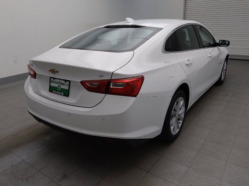 Used 2025 Chevrolet Malibu LT FWD image 9