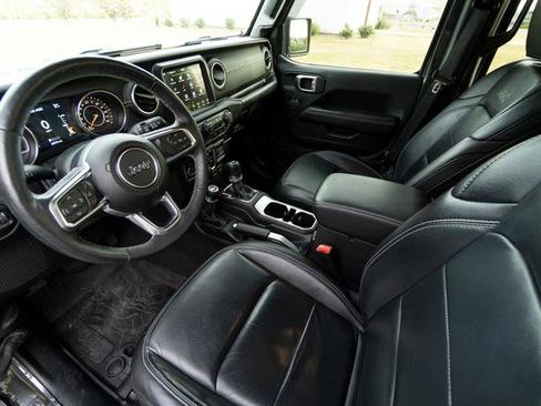 Used 2019 Jeep Wrangler Unlimited Sahara w/ Quick Order Package 24M Moab image 26