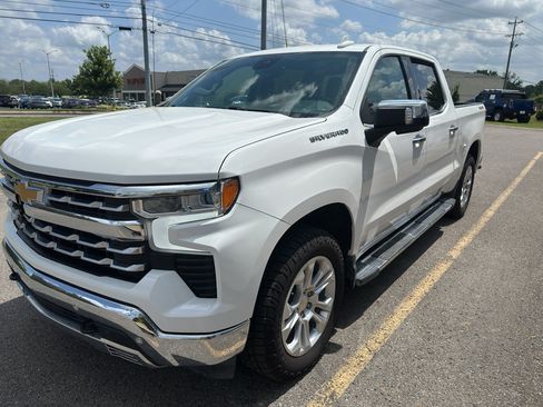 Used 2023 Chevrolet Silverado 1500 LTZ AWD/4WD image 8