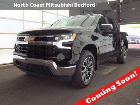 Used 2024 Chevrolet Silverado 1500 LT image 1