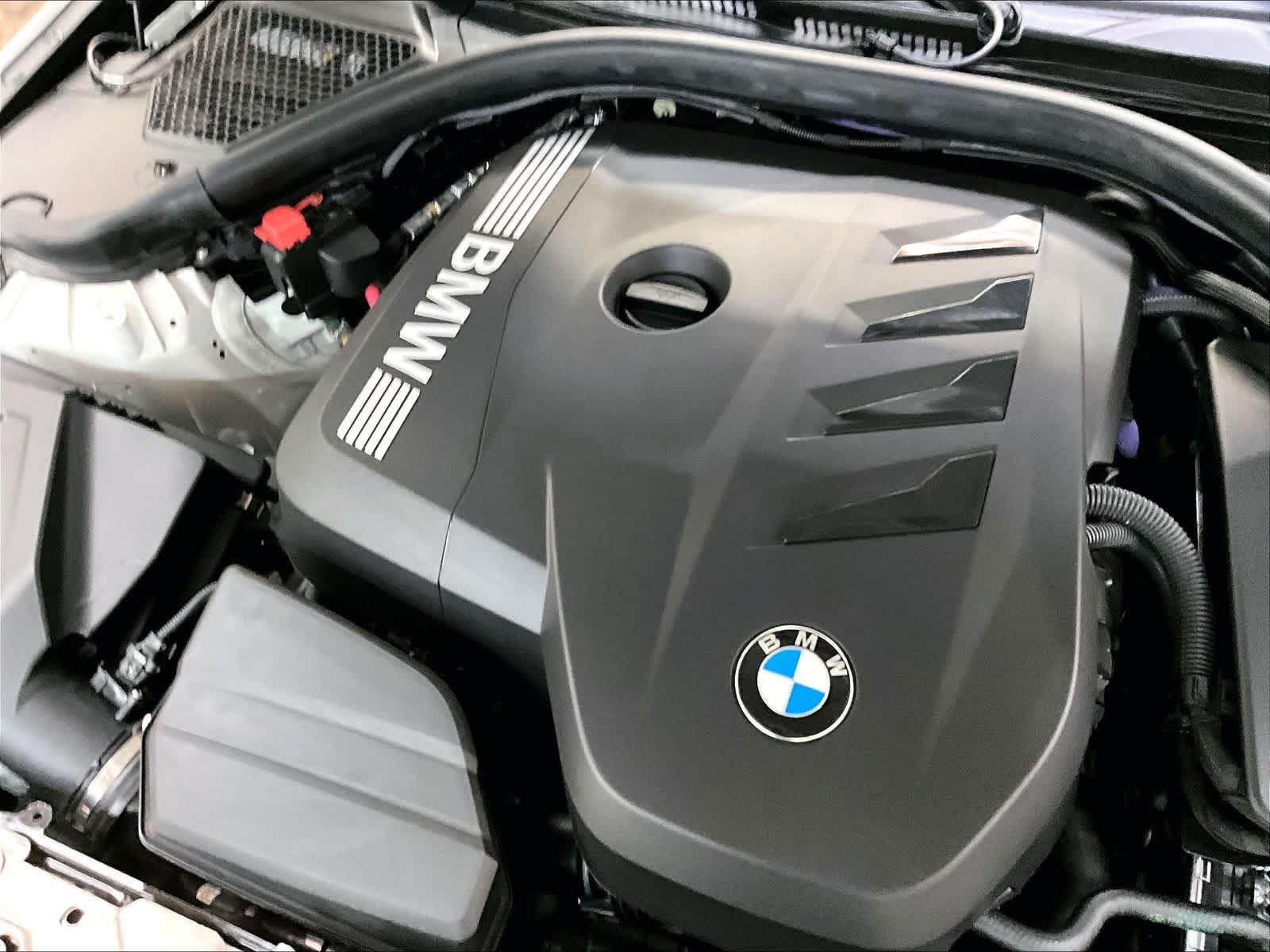 Used 2025 BMW 330i Sedan w/ Convenience Package RWD image 35