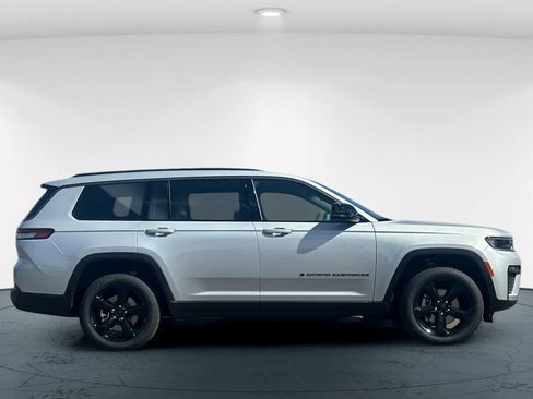 New 2026 Jeep Grand Cherokee L Limited image 6
