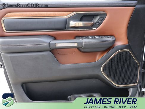 Used 2022 RAM 1500 Limited w/ Body Color Bumper Group AWD/4WD image 20