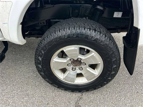 Used 2012 Toyota Tacoma 4x4 Double Cab image 14