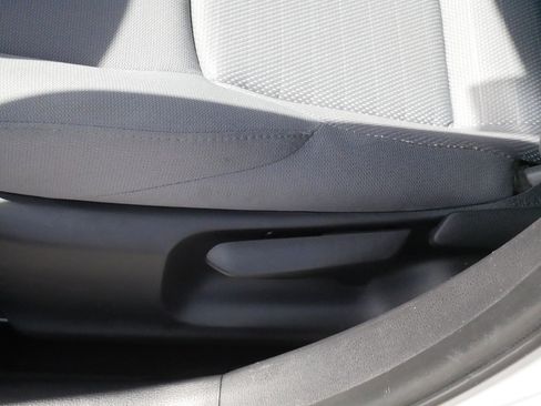 Used 2024 Toyota Corolla SE FWD image 20