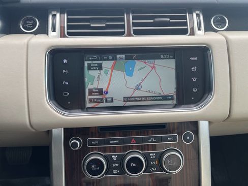 Used 2016 Land Rover Range Rover HSE image 39