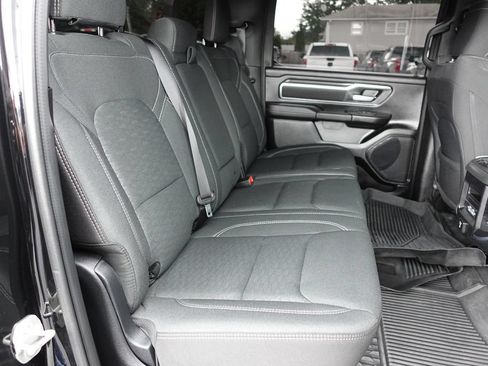 Used 2025 RAM 1500 Big Horn AWD/4WD image 31
