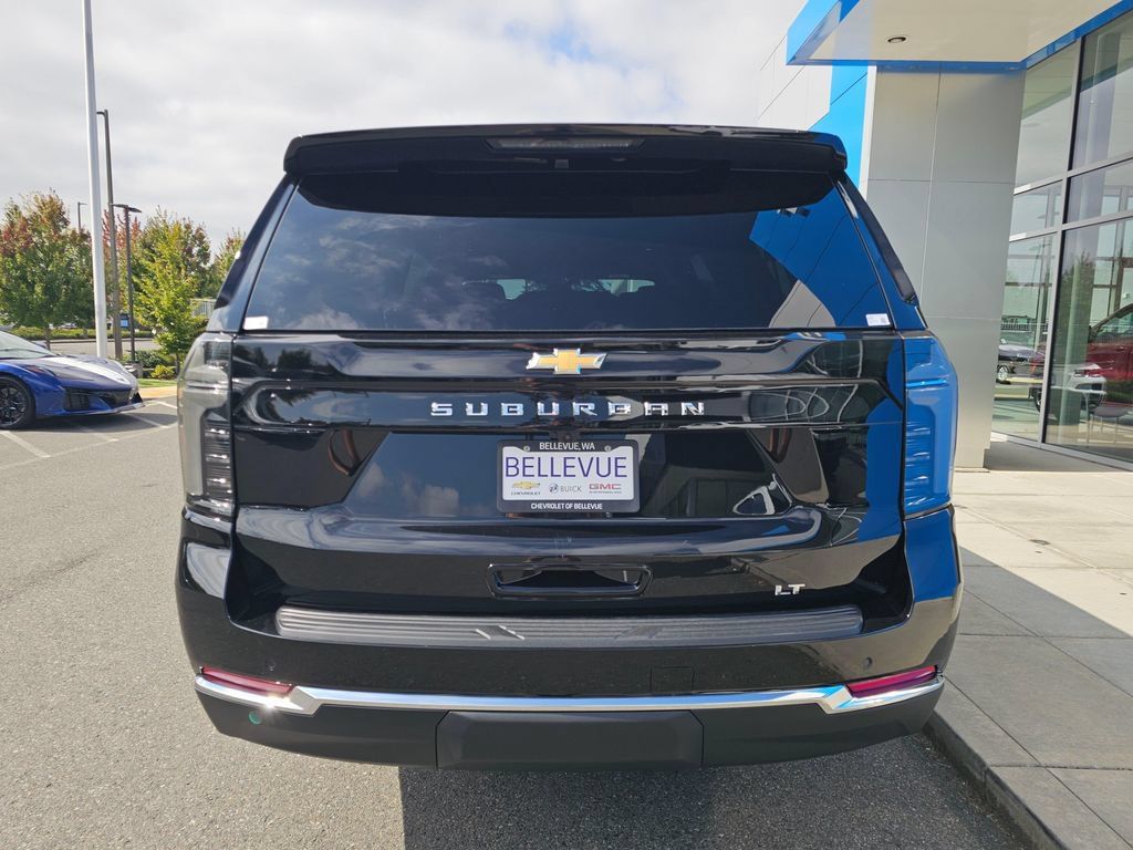 New 2026 Chevrolet Suburban LT w/ Comfort Package AWD/4WD image 6