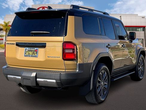 Certified 2024 Toyota Land Cruiser image 12