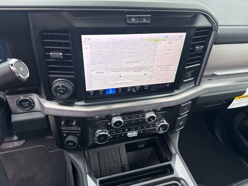 Used 2026 Ford F450 Platinum w/ FX4 Off-Road Package image 29