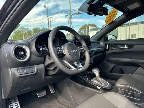 Used 2023 Kia Forte GT-Line w/ GT-Line Premium Package image 11