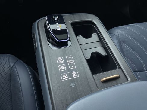 Certified 2023 Nissan Ariya image 22