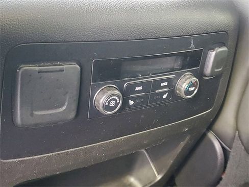 Certified 2015 GMC Yukon Denali image 22