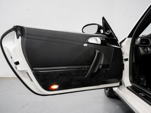Used 2007 Porsche 911 GT3 RS RWD image 21
