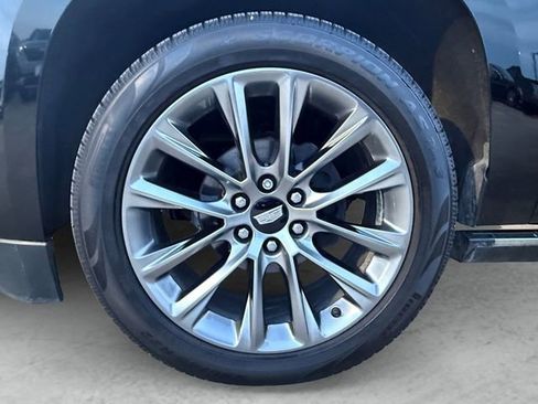 Used 2019 Cadillac Escalade ESV Platinum w/ Escalade Sport Edition image 23