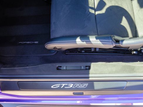 Used 2024 Porsche 911 GT3 RS image 29