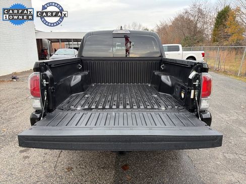 Used 2023 Toyota Tacoma TRD Sport image 16