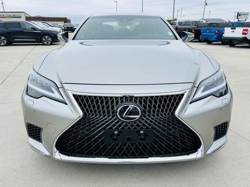 Used 2022 Lexus LS 500 AWD w/ Accessory Package (Z1) image 37