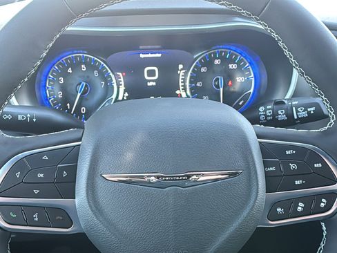 New 2026 Chrysler Voyager LX image 30