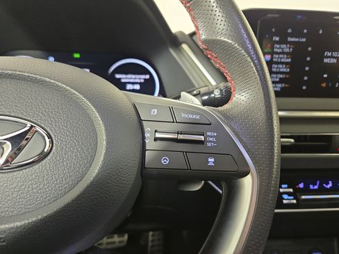 Used 2023 Hyundai Sonata SEL Plus image 16