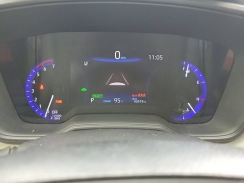 Used 2021 Toyota Corolla LE FWD image 26
